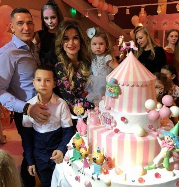 Ведущий кондитер России сделал торт на день рождения дочери Бородиной