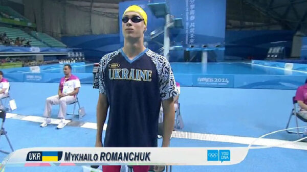 Видео блестящей победы украинца Романчука на ЧЕ по плаванию