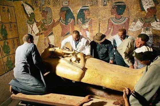 В Луксоре археологи обнаружили две гробницы времен старинного Египта