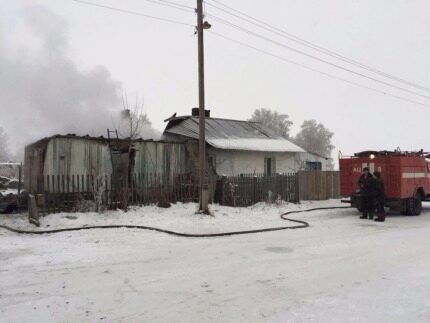 В Новосибирской области пятеро детей погибли при пожаре в частном доме