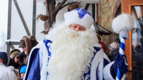 В Омске упали в цене услуги Деда Мороза и Снегурочки