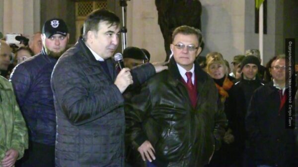 Юрист Саакашвили объявил о начале бессрочной голодовки своего подзащитного в СИЗО