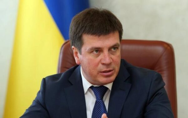 Зубко: Резкое повышение зарплат в Украинском государстве остановит миграцию