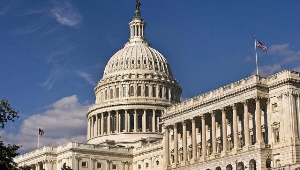 Американский сенат перенес голосование по временному бюджету