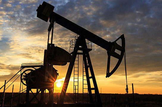 Цены на нефть понижаются, Brent торгуется ниже $69 за баррель