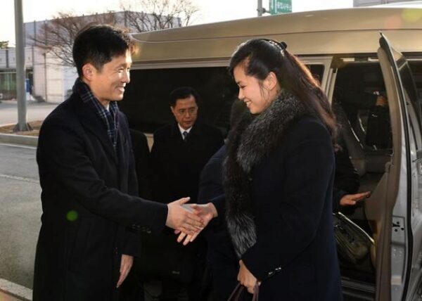 Делегация КНДР впервые за четыре года посетили Южную Корею