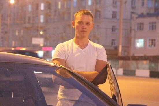 “Дом-2”: Дмитрия Исламова обвинили в краже денег из ночного клуба