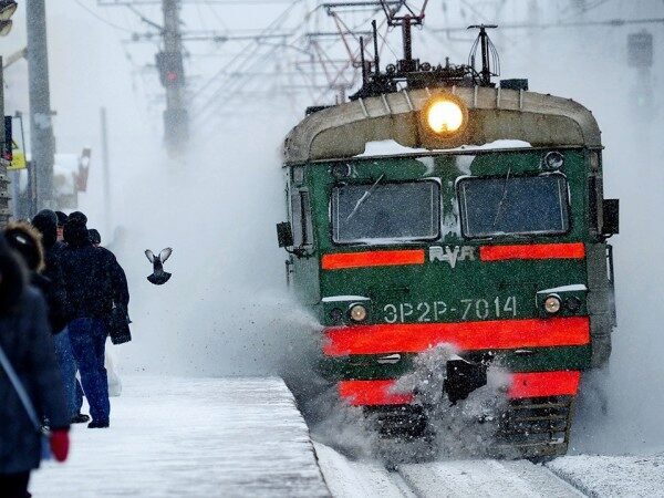 Электричка сбила насмерть мужчину в Подмосковье