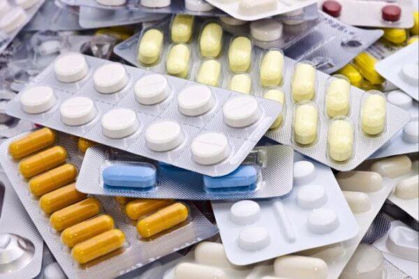 ФАС обяжет аптеки предлагать покупателям дешевые аналоги лекарств