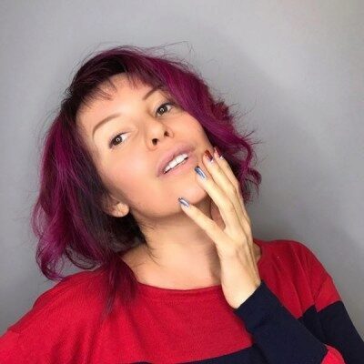 Фиолетовые волосы Натальи Штурм шокировали фанатов