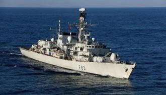 Фрегат Великобритании отправился на перехват нескольких кораблей ВМФ РФ