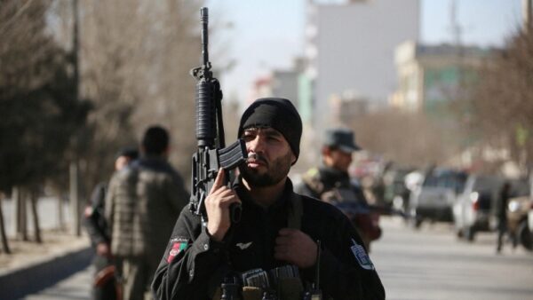 Генконсул Афганистана в городе Карачи умер при атаке на отель в Кабуле