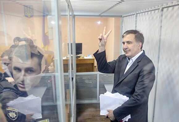 Городской суд Тбилиси заочно приговорил Михаила Саакашвили к трем годам лишения свободы