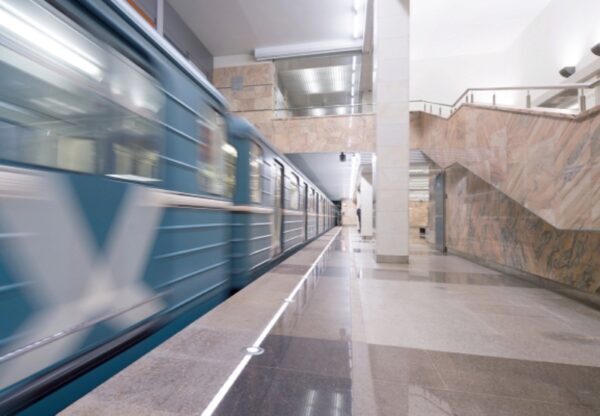 Какие поезда новой формации вышли на красную линию московского метро