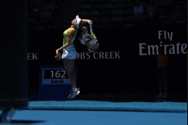 Касаткина проиграла Линетт во втором круге Australian Open