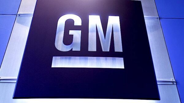 Компания General Motors к 2019 году выпустит авто без руля и педалей