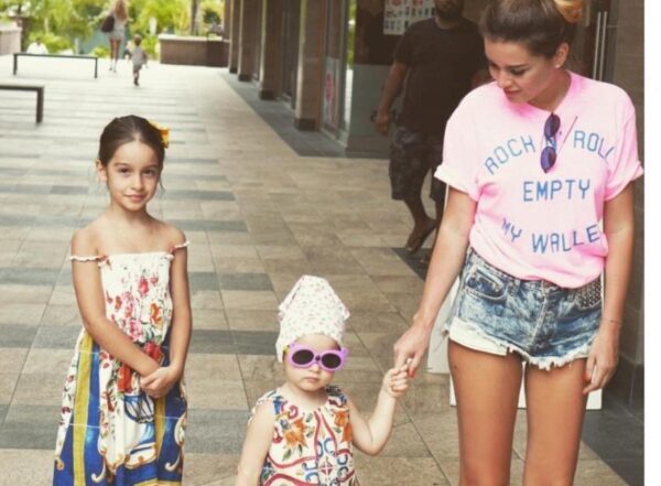 Ксения Бородина опять очаровала Инстаграм милым фото с дочерьми