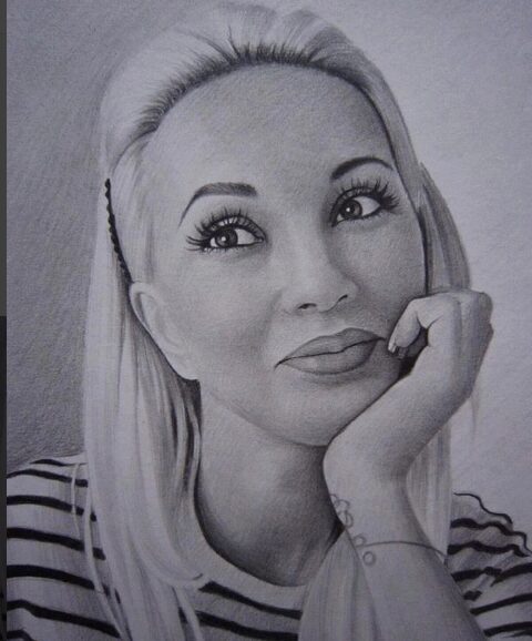 Лера Кудрявцева продемонстрировала свой новый портрет