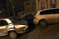Лихач на «Тойоте» протаранил 9 машин? в Шадринске