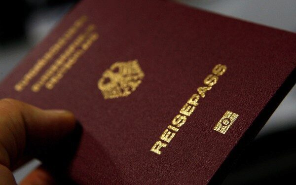 Мальта выпустила первый паспорт с нейтральным «Х» в строке пол?