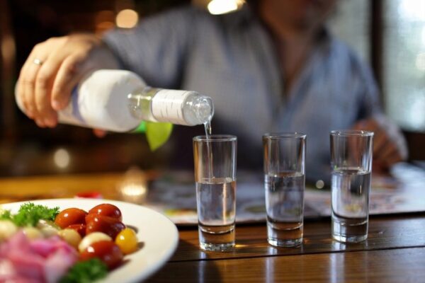 Минимальные цены на спирт в Российской Федерации пока останутся без изменений