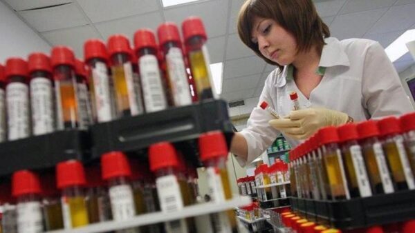 Минздрав РФ увеличил бюджет на лекарства для ВИЧ-инфицированных