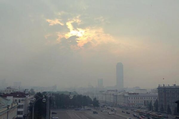 На Среднем Урале продлили предупреждение о смоге