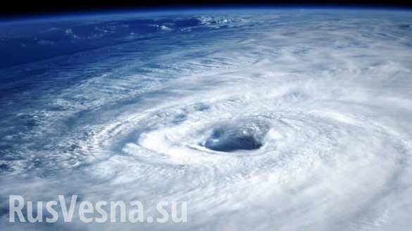 На Западную Европу обрушился ураган и шторм: много пострадавших (ФОТО, +ВИДЕО)