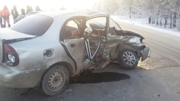 На трассе Тюмень — Ханты-Мансийск погибла водитель машины с летней резиной