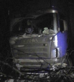 На тюменской трассе водитель-дальнобойщик умер за рулем от сердечного приступа