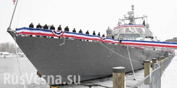 Новейший корабль ВМС США застрял во льдах во время первого похода (ФОТО)