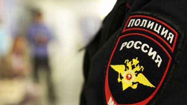 Полицейские арестовали двух мужчин за кражу снегоходов на полмиллиона рублей