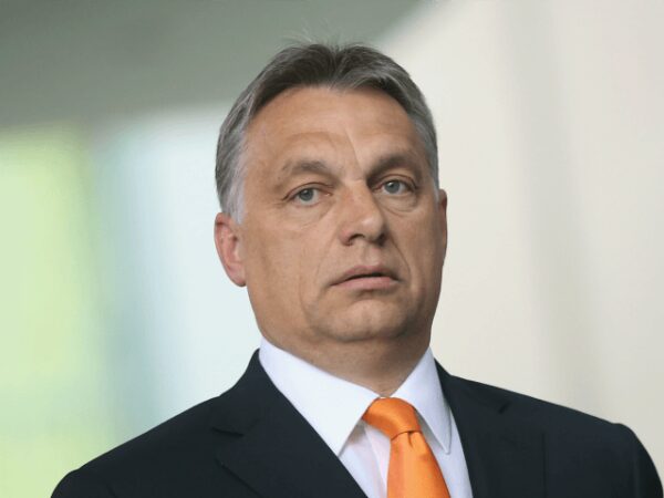 Премьер Венгрии Орбан раскритиковал ЕС за политику в отношении РФ