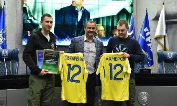 Президент Федерации футбола Украины предложил работу освобожденным из плена ультрас «Зари»