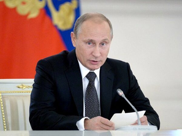 Путин отказался брать отпуск на время избирательной кампании