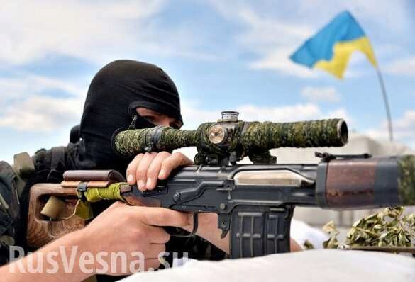 Снайперы ВСУ обстреляли дома мирных жителей ЛНР