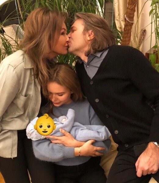 Супруга Маликова показала в Instagram фото новорожденного сына
