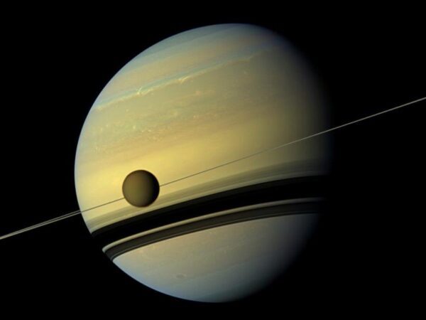 Ученые: Географические особенности спутника Сатурна Титана подобны земным