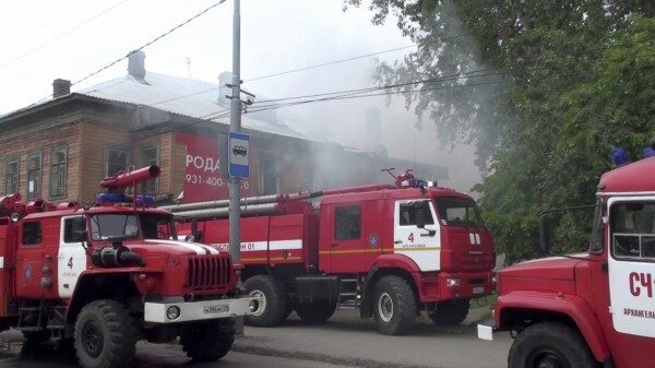 В Архангельске произошел пожар в цехе производства топливных гранул
