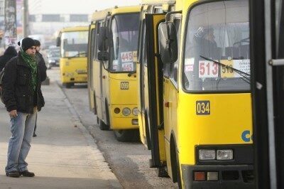 В Хабаровске пенсионерка сломала руку при поездке в рейсовом автобусе