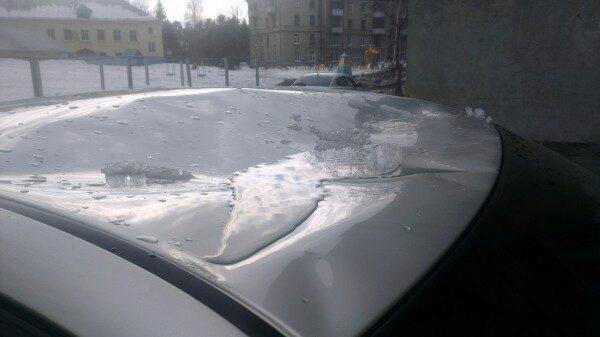 В Ивановской области глыба льда с «ГАЗели» протаранила микроавтобус
