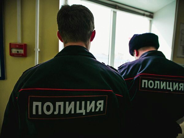 В Москве полиция нашла в квартире труп зарезанного мужчины