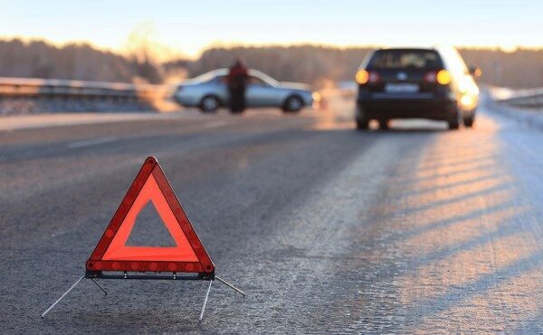 В Москве житель Таджикистана погиб под машиной полицейского на МКАД