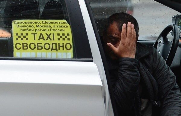 В Петербурге таксист-азиат изнасиловал 21-летнюю пассажирку