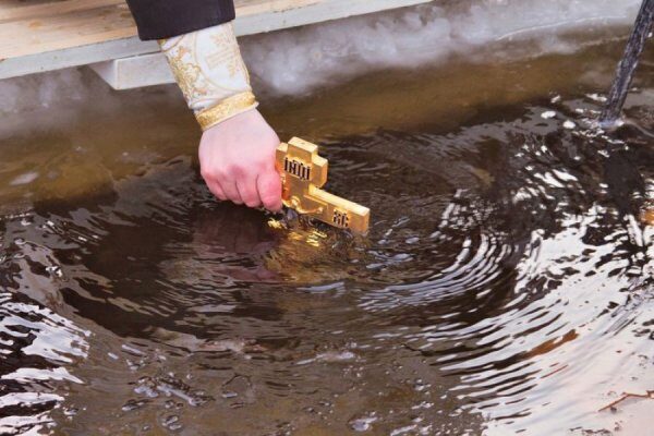 В Ростове закроют проезд к Гремучему источнику на Крещение