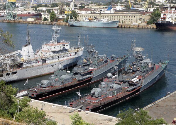 В Сети обсуждают плачевное состояние украинских кораблей в Крыму