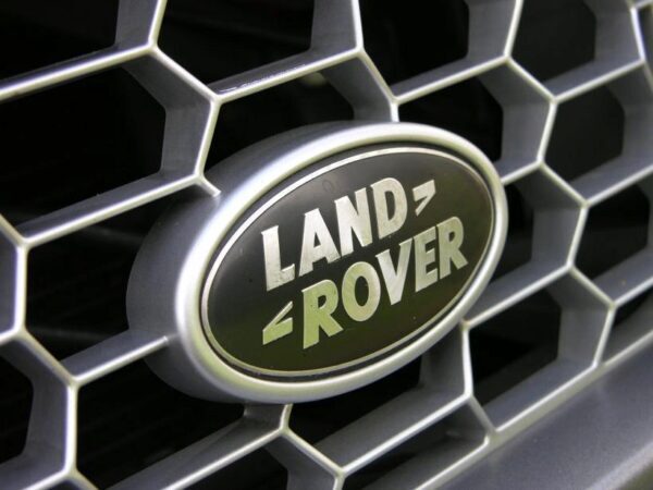 В Великобритании планируется восстановление раритетного автомобиля Land Rover 1948 года