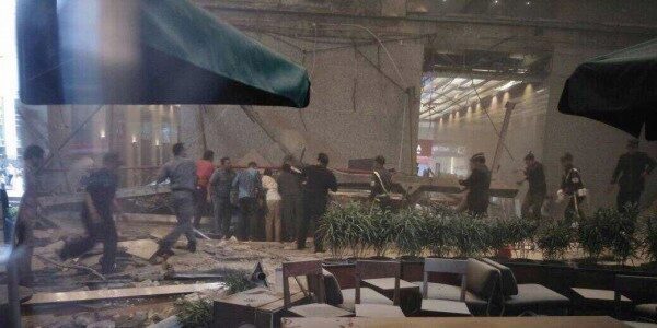 В здании фондовой биржи в Джакарте обрушился потолок