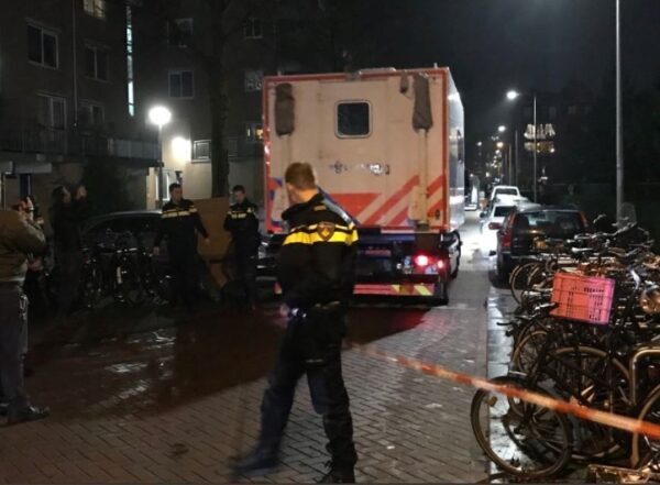 В центре Амстердама произошла стрельба, один человек умер