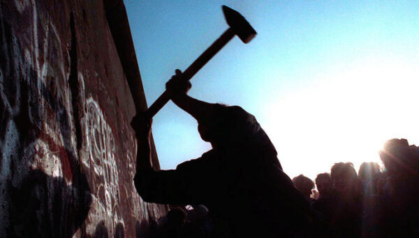 В Германии обнаружили до этого неизвестный участок Берлинской стены
